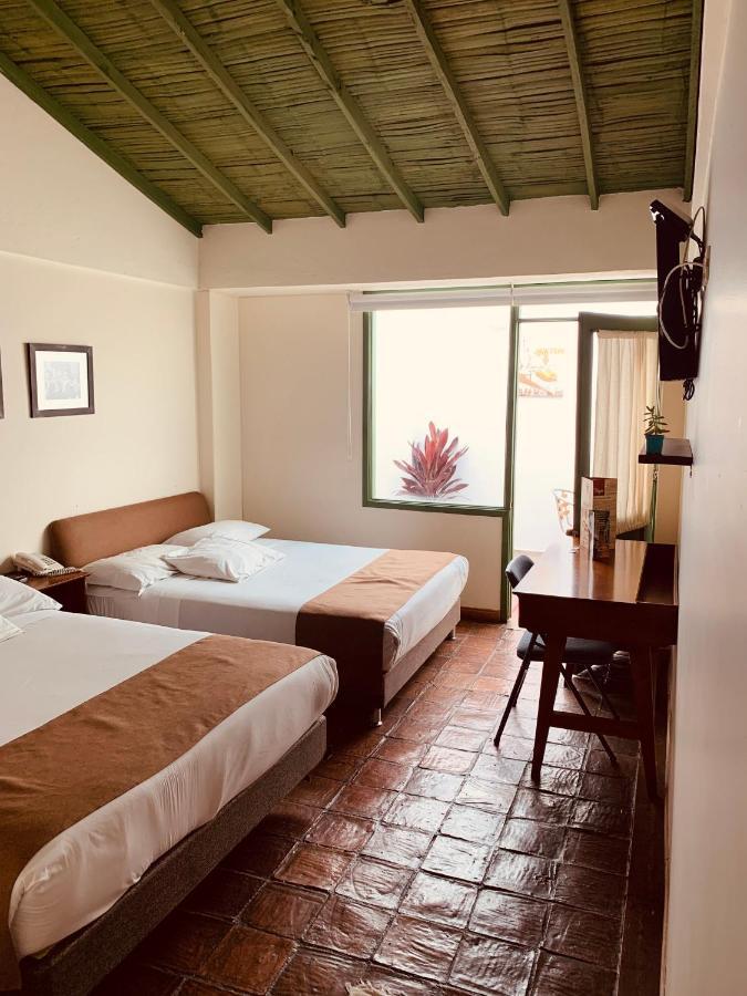 Hotel Posada De San Agustin Tunja Extérieur photo